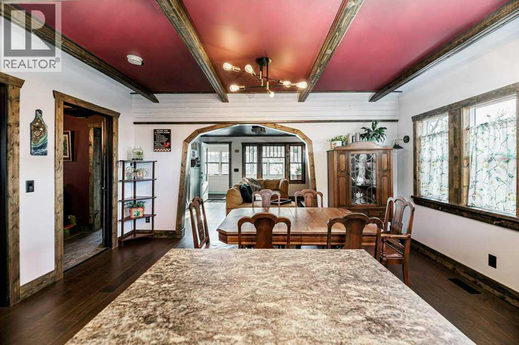 4836 49 Street - 10