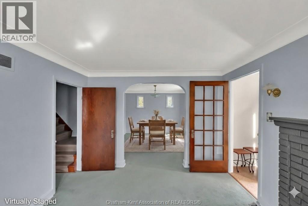 17 Grand AVENUE - 16