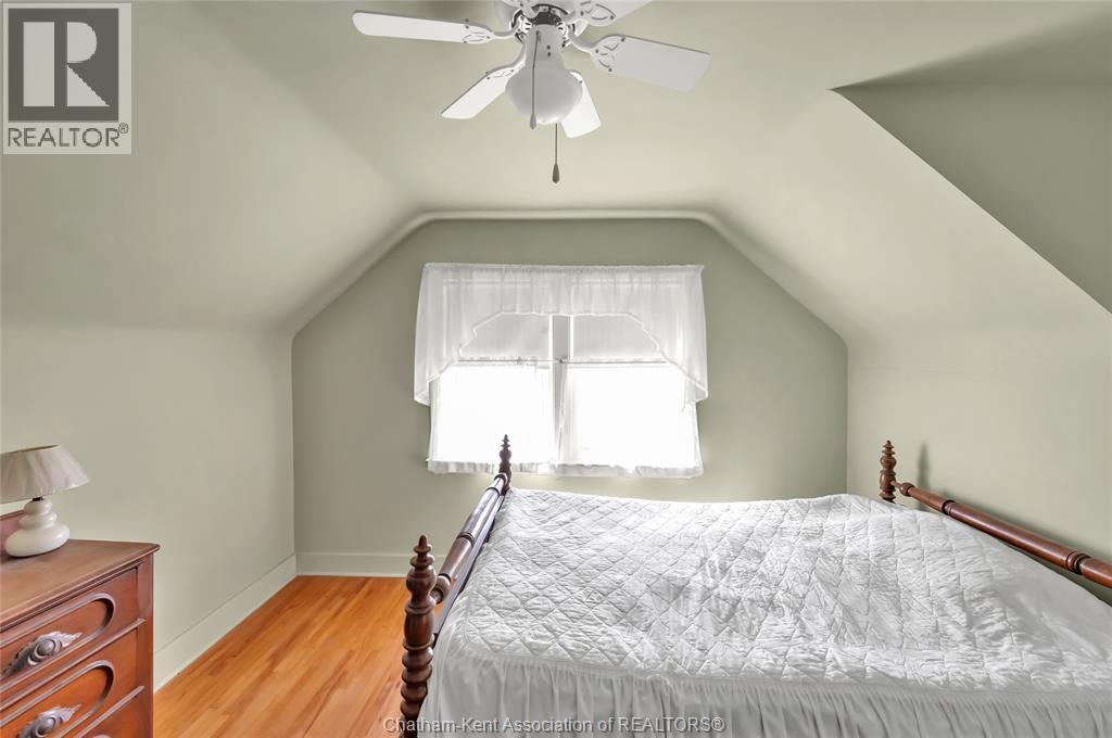 17 Grand AVENUE - 34