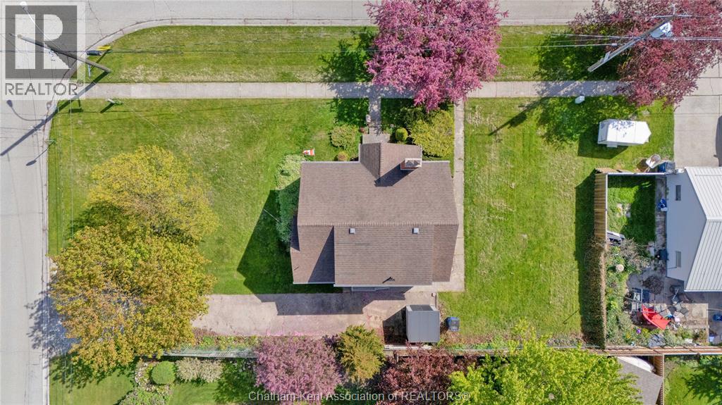 17 Grand AVENUE - 44