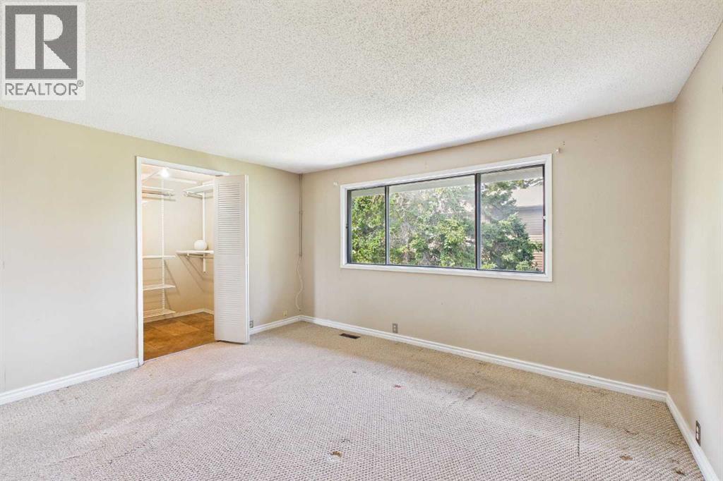 #3 2300 Oakmoor Drive SW - 19