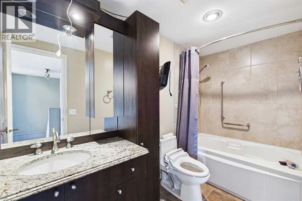#3 2300 Oakmoor Drive SW - 20