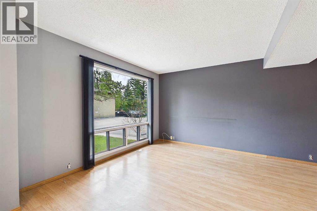#3 2300 Oakmoor Drive SW - 3