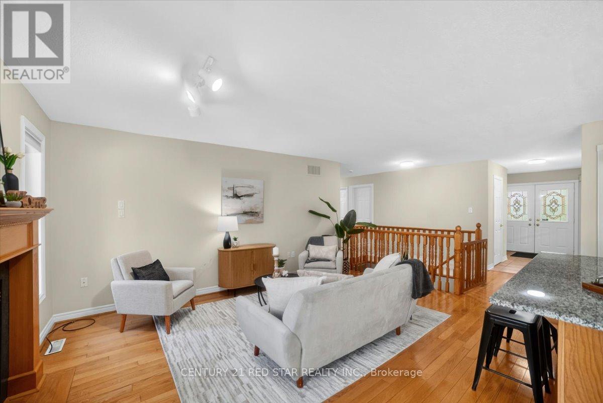 1775 LORETTA AVENUE - 18