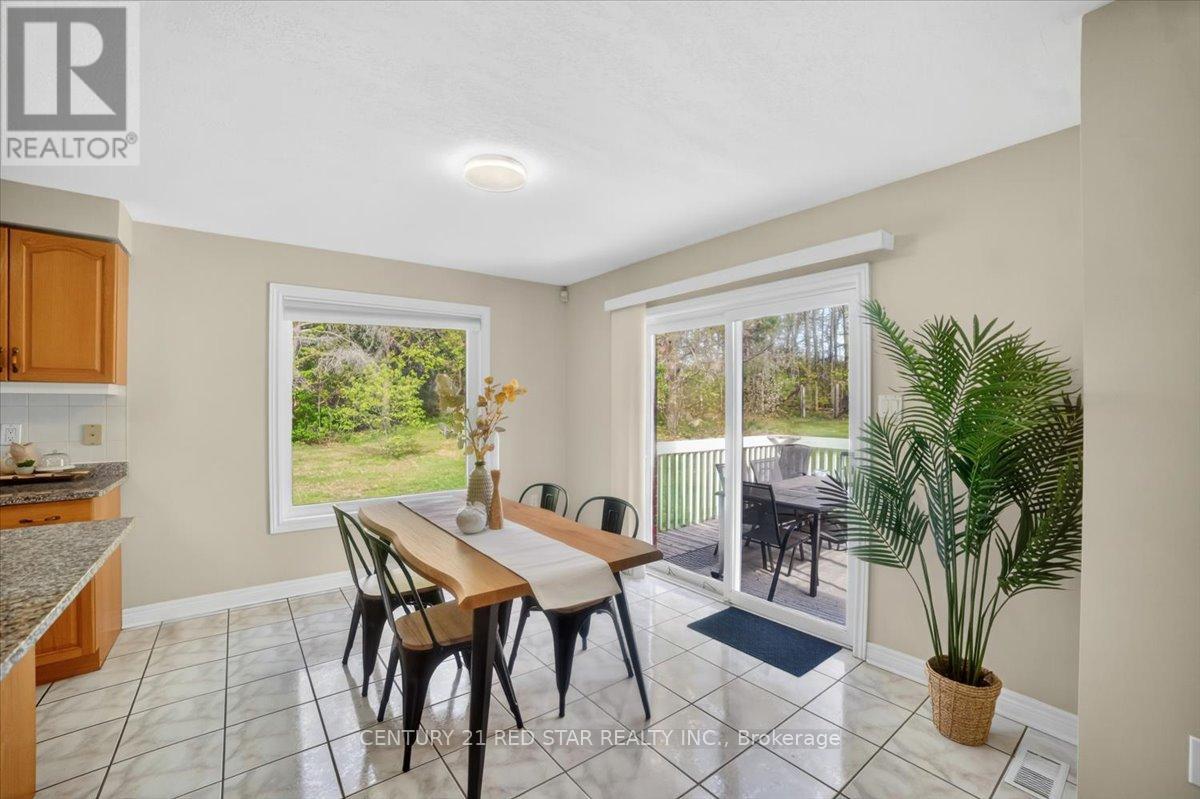 1775 LORETTA AVENUE - 16