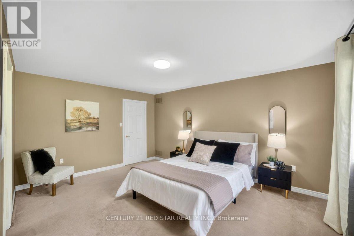 1775 LORETTA AVENUE - 19