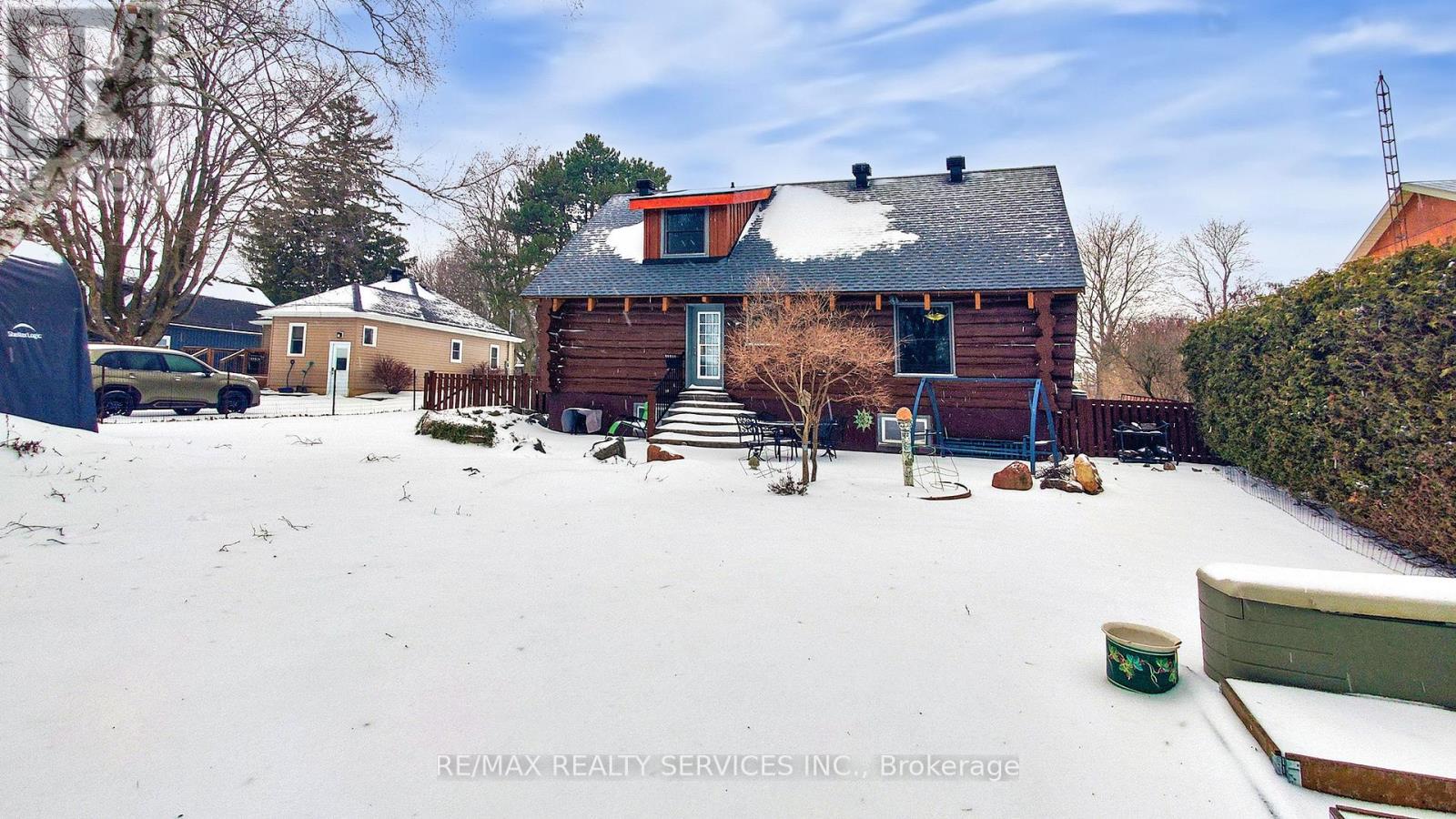 9 ORANGEVILLE STREET - 50