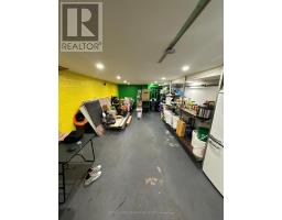 Store Front - 854 Bathurst Street, Toronto, ON M5R3G2 Photo 14