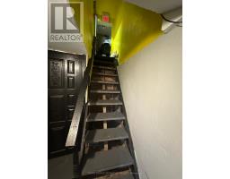 Store Front - 854 Bathurst Street, Toronto, ON M5R3G2 Photo 17