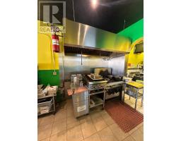 Store Front - 854 Bathurst Street, Toronto, ON M5R3G2 Photo 25