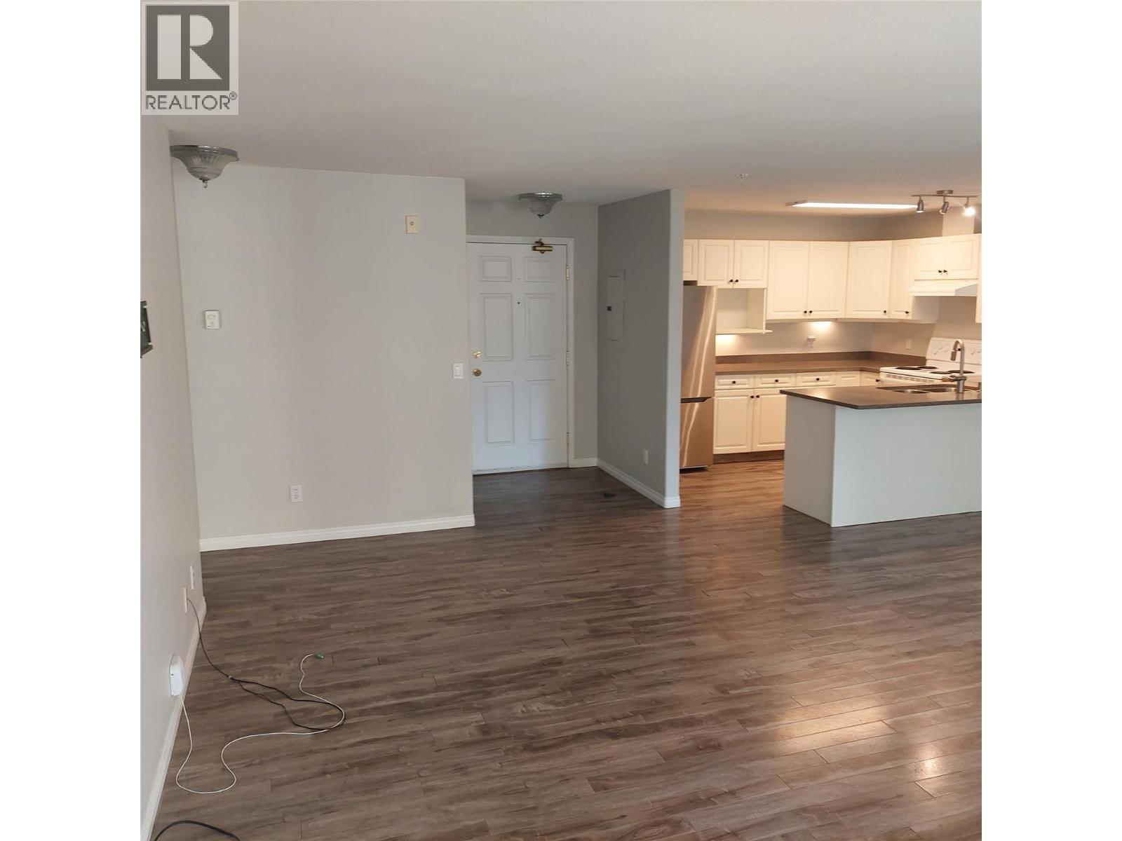 1950 Durnin Road Unit# #206 photo 3