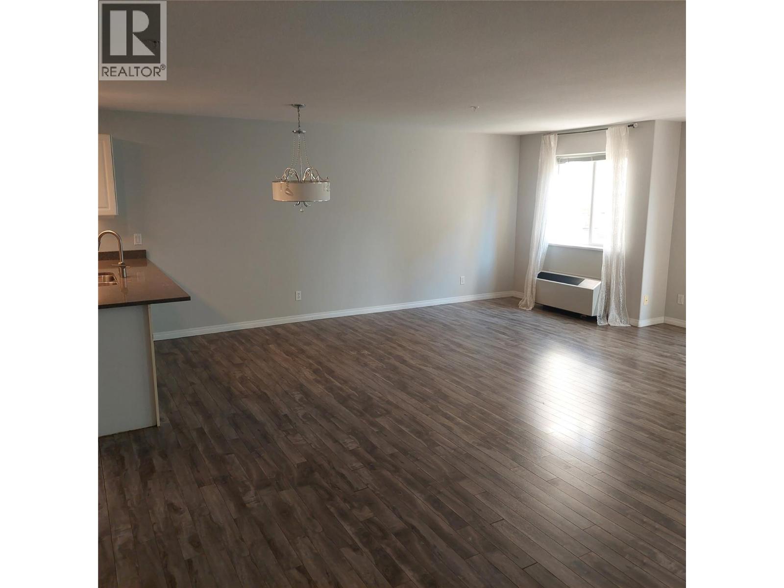 1950 Durnin Road Unit# #206 photo 4