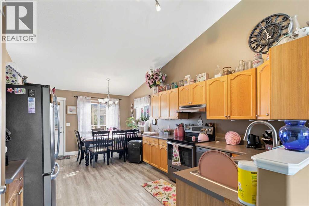 10733 75 Avenue - 3
