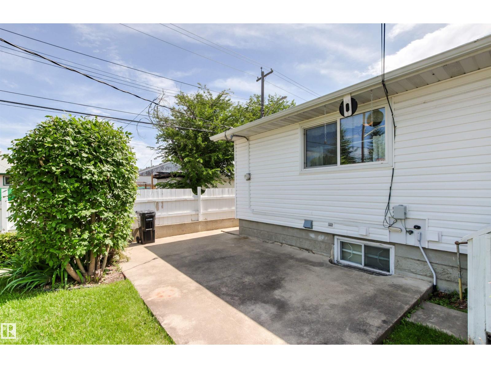 12316 135 AV NW - 60