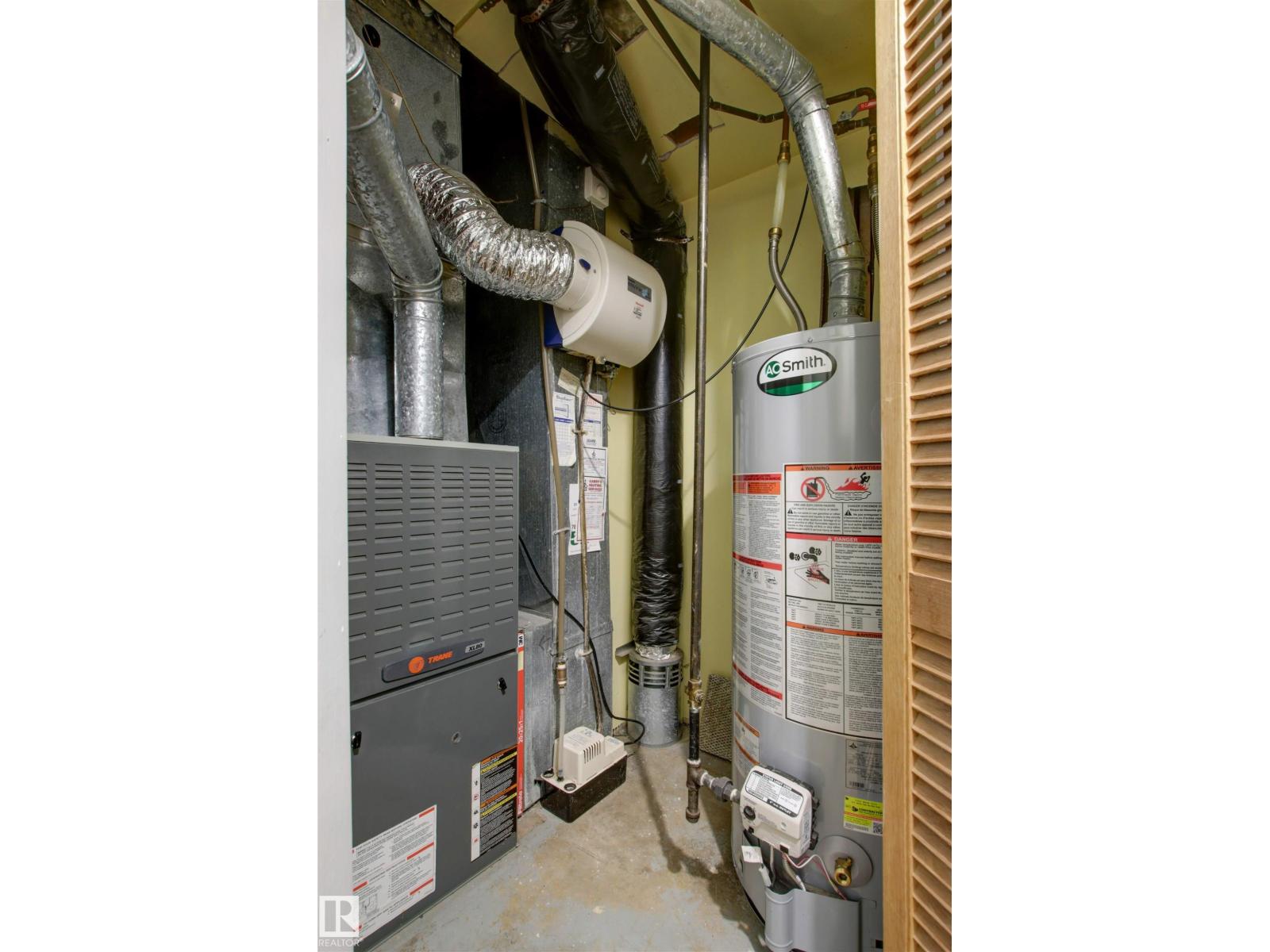 12316 135 AV NW - 54