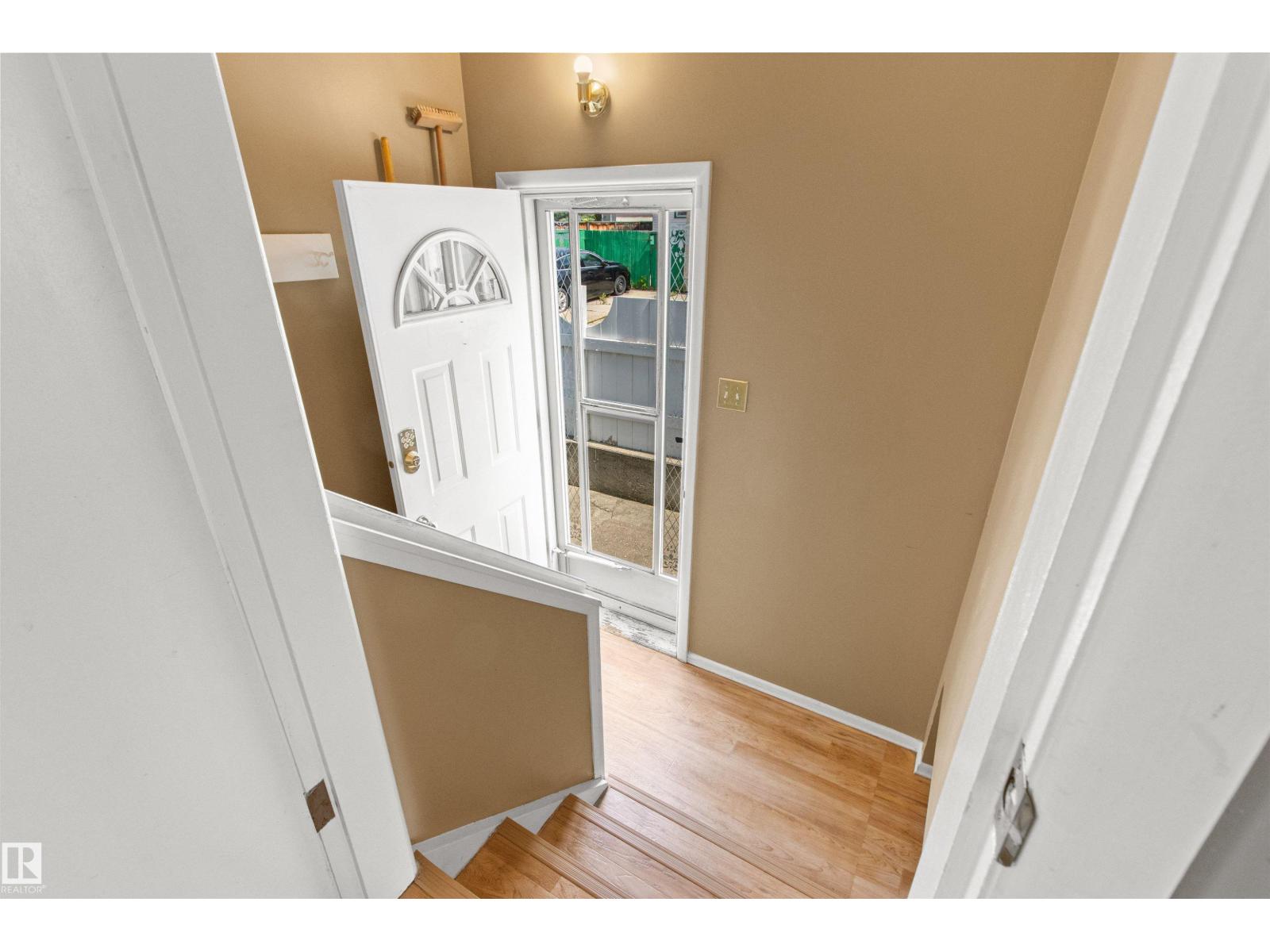 12316 135 AV NW - 37