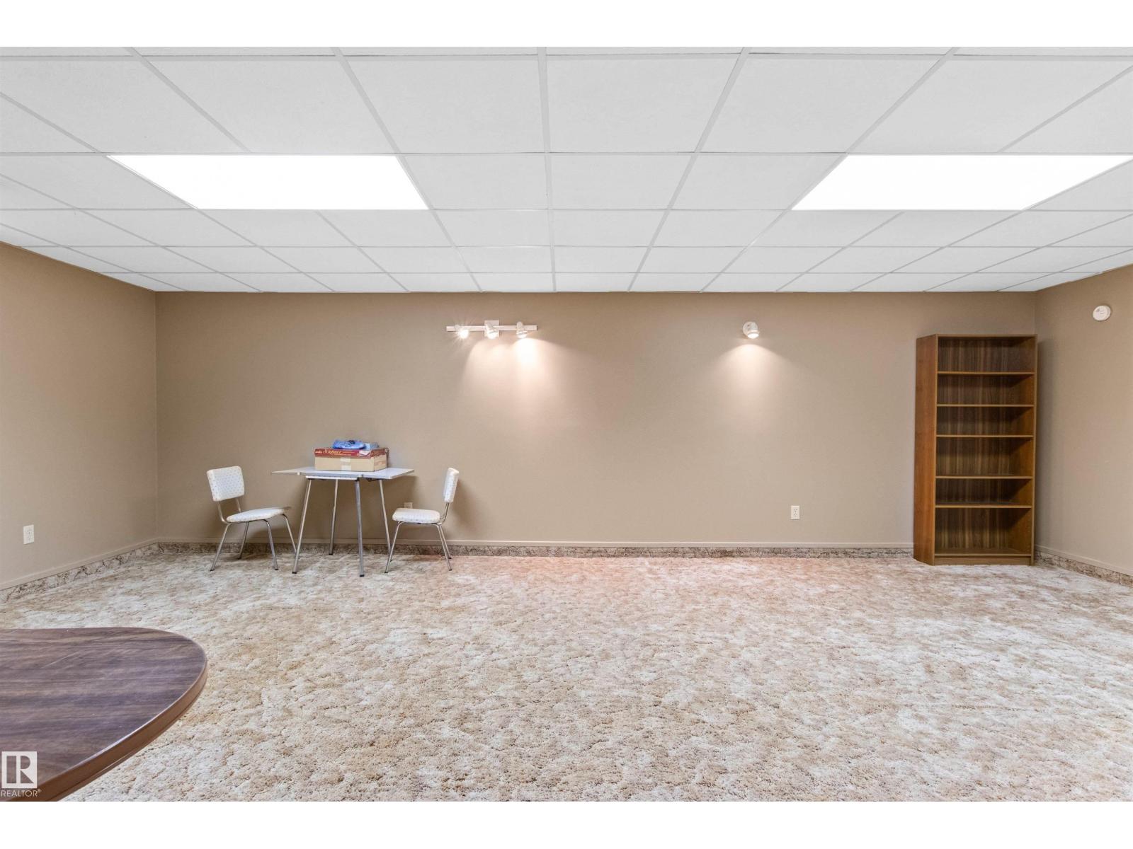 12316 135 AV NW - 39