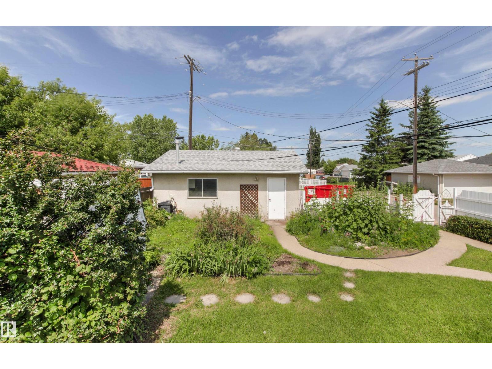 12316 135 AV NW - 69