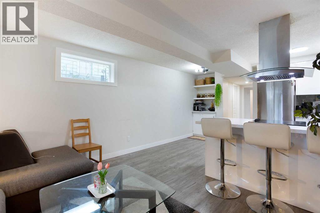 3224 14 Street NW - 14