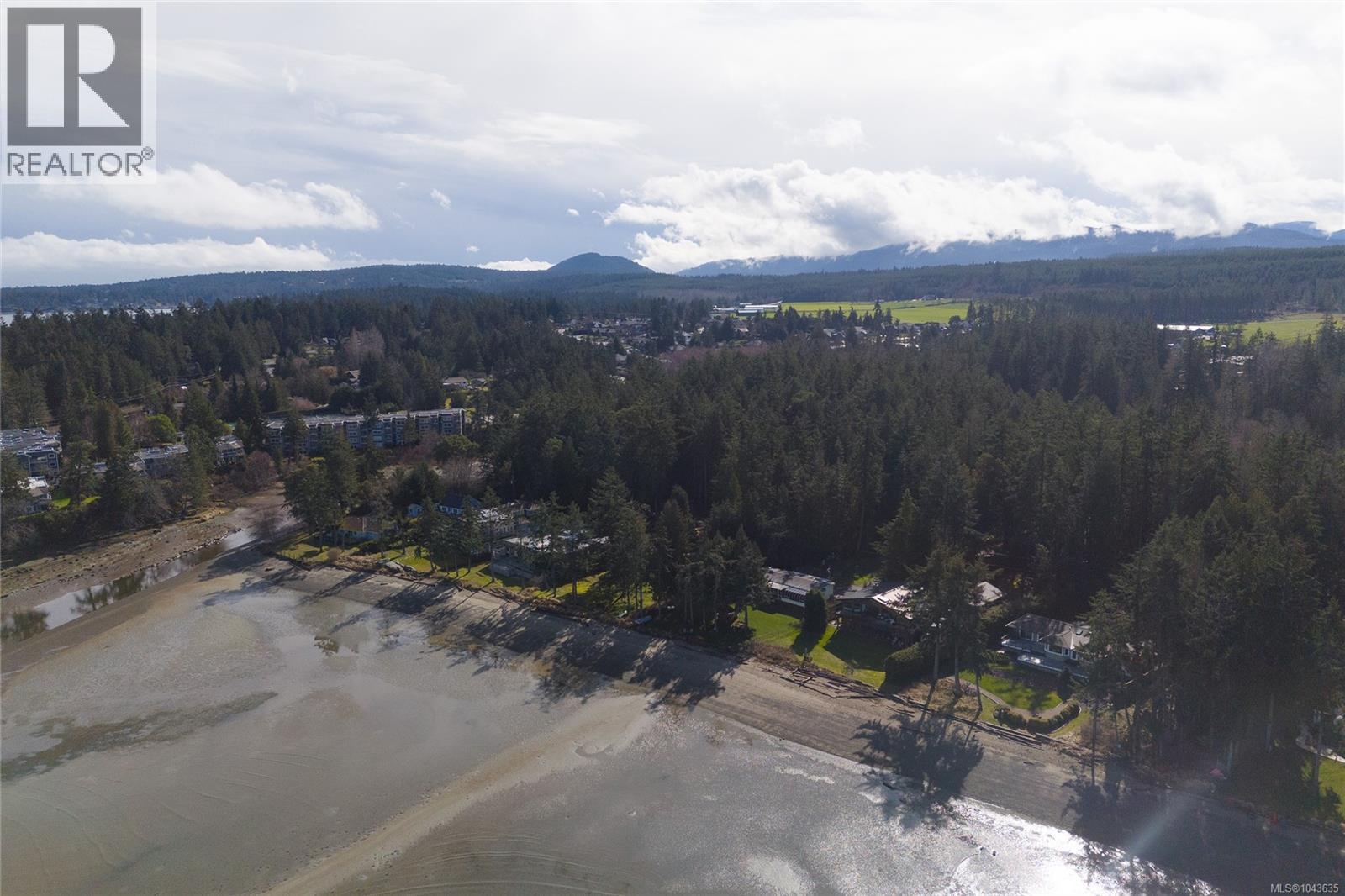 1552 Terrien Rd - 35