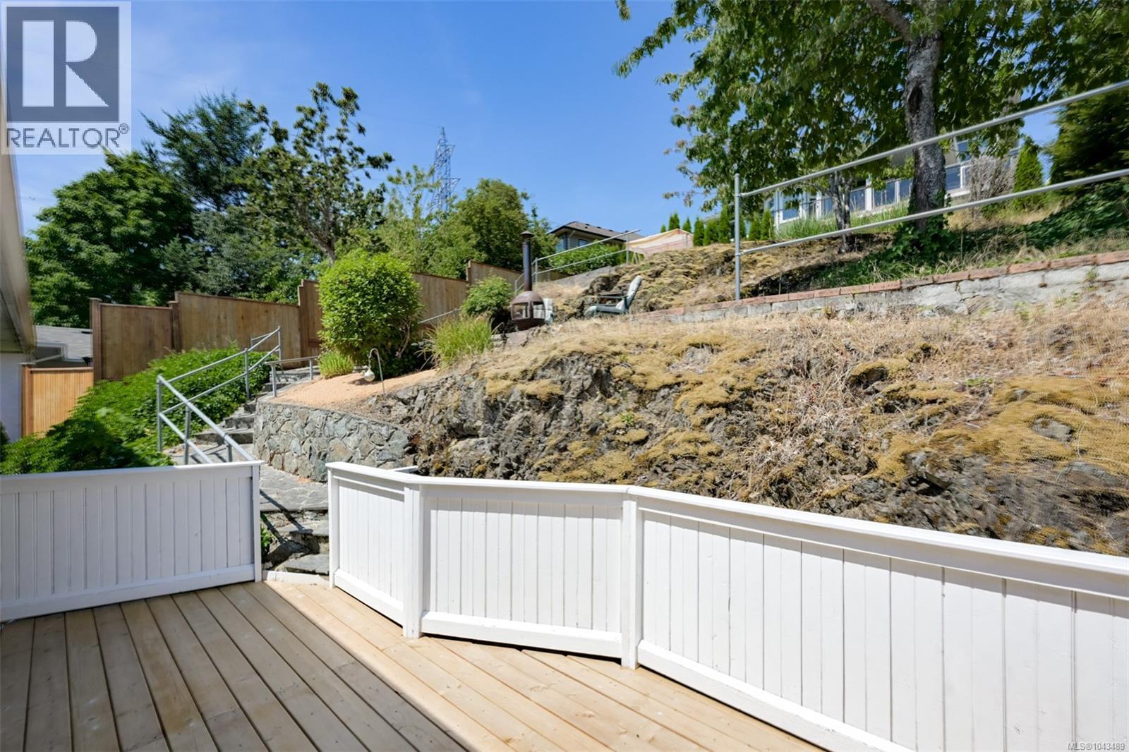 2304 Kami Crt, View Royal