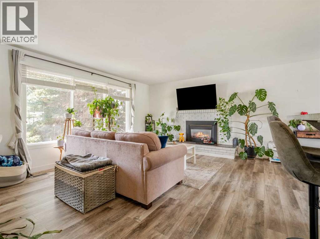 1109 Lakemount Boulevard S - 4