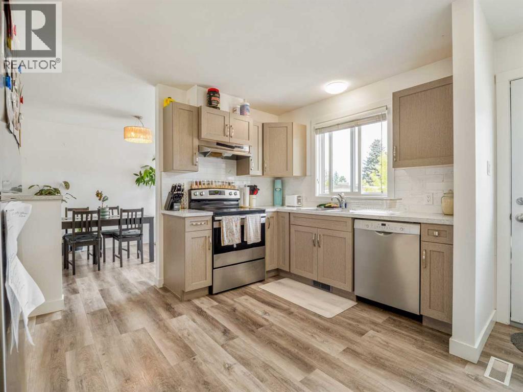 1109 Lakemount Boulevard S - 14