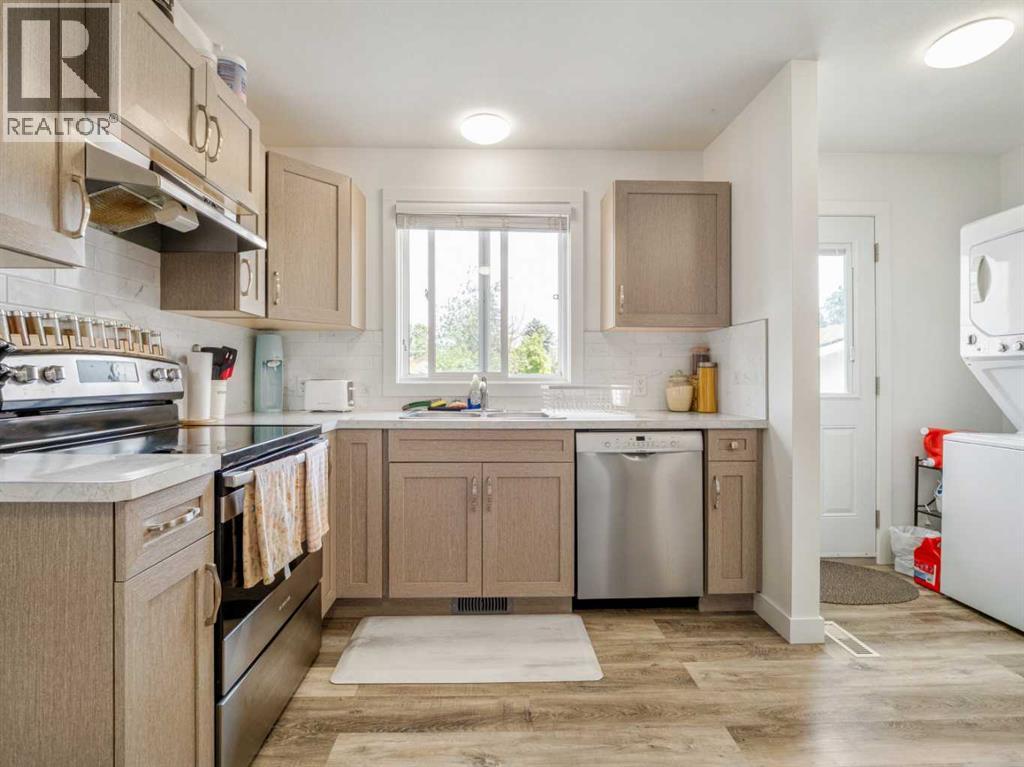 1109 Lakemount Boulevard S - 13