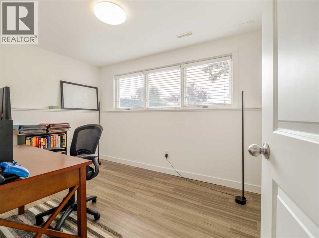 1109 Lakemount Boulevard S - 35