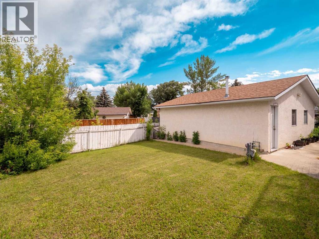 1109 Lakemount Boulevard S - 43
