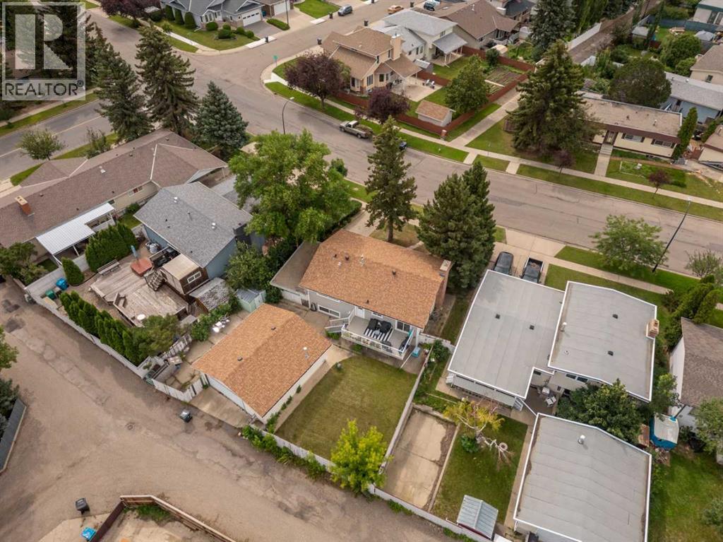 1109 Lakemount Boulevard S - 44