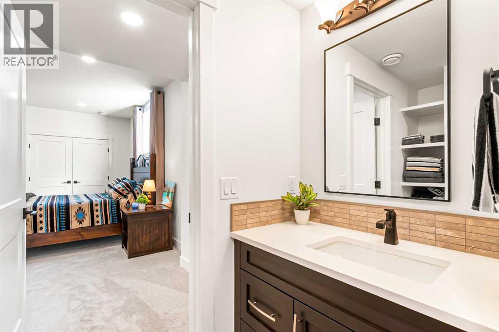 40 Viceroy Crescent - 36