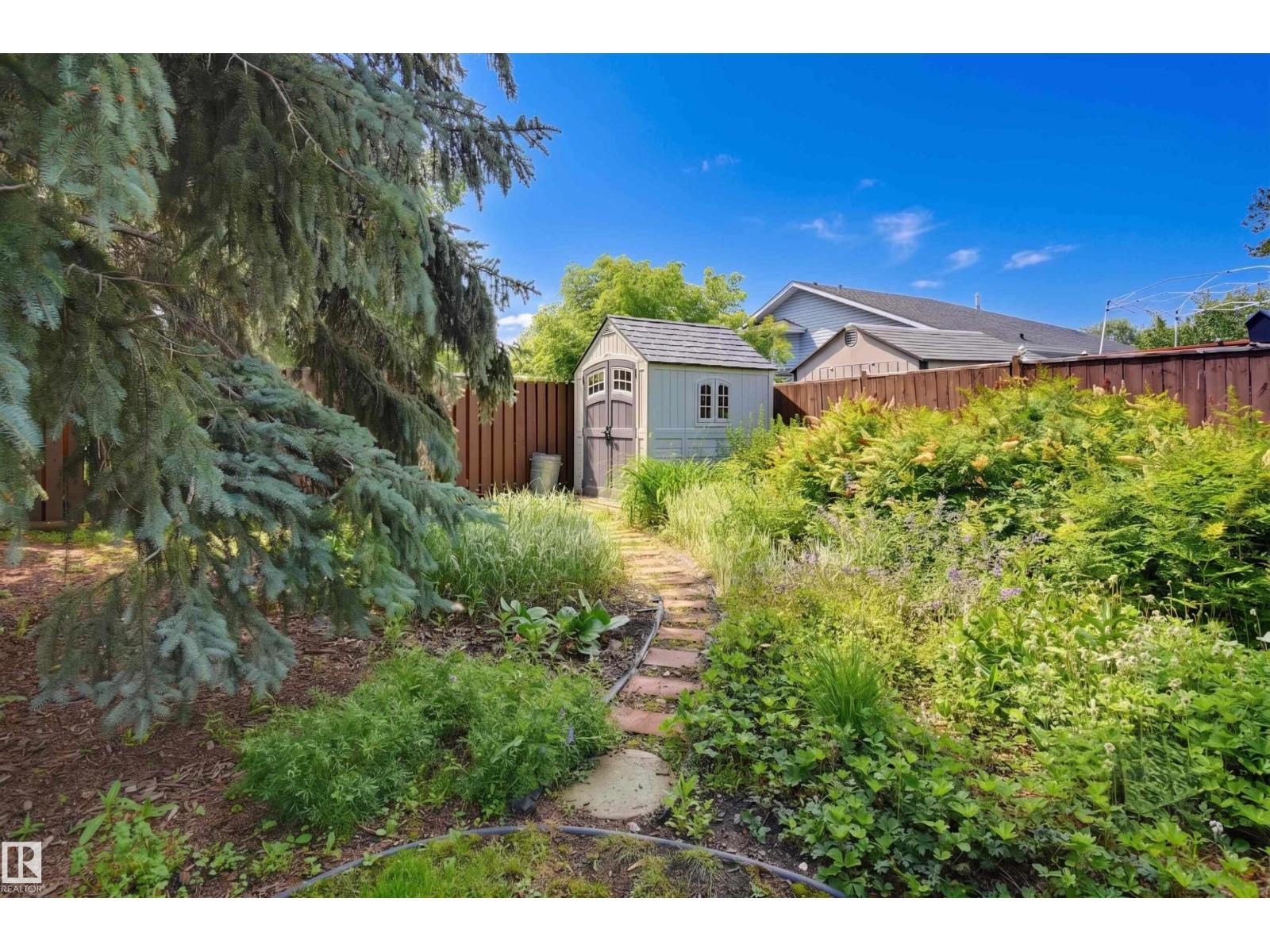 8724 187 ST NW - 27