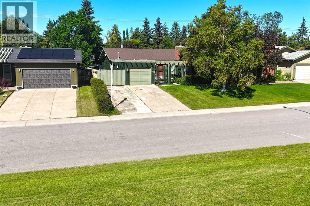 243 Silvercreek Drive NW, Silver Springs, Calgary photo 4