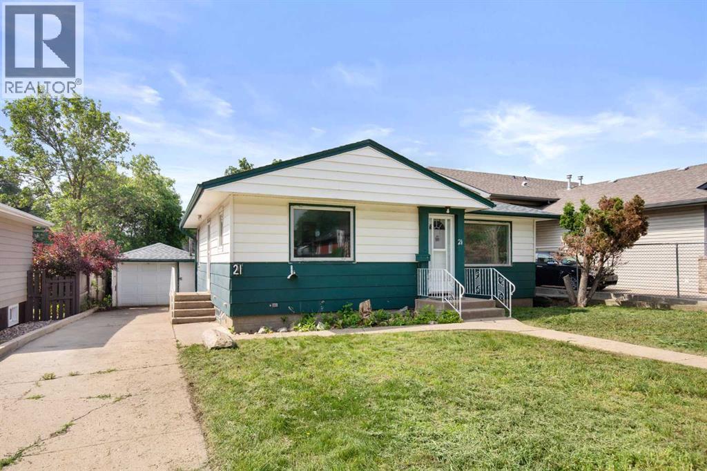 21 5 Street SW - 36