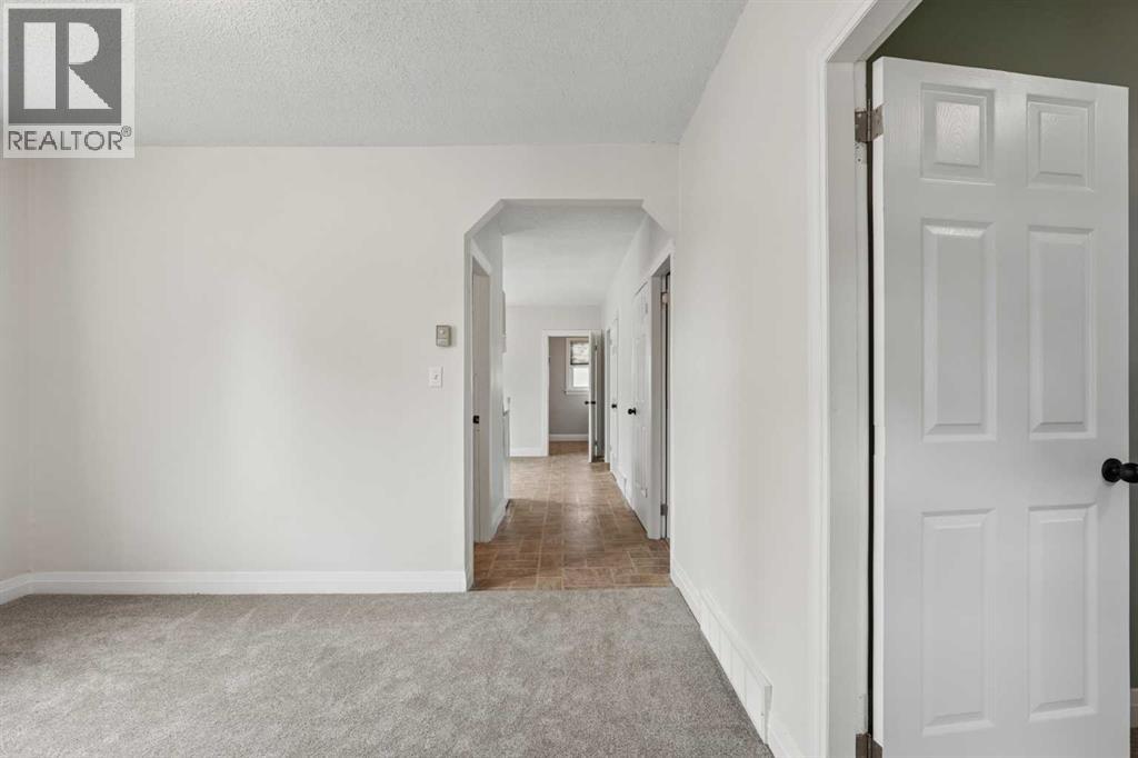 2014 15 Street - 14