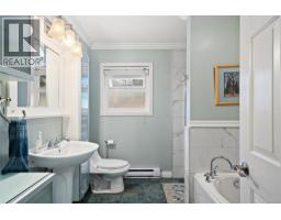 2197 Henlyn Dr, Sooke, BC V9Z0N5 Photo 16