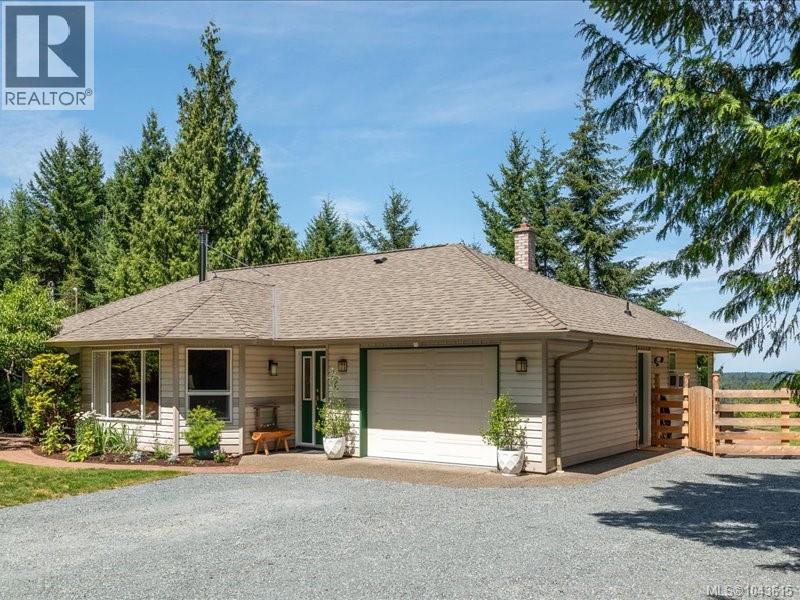 1881 Galvin Pl, Qualicum Beach