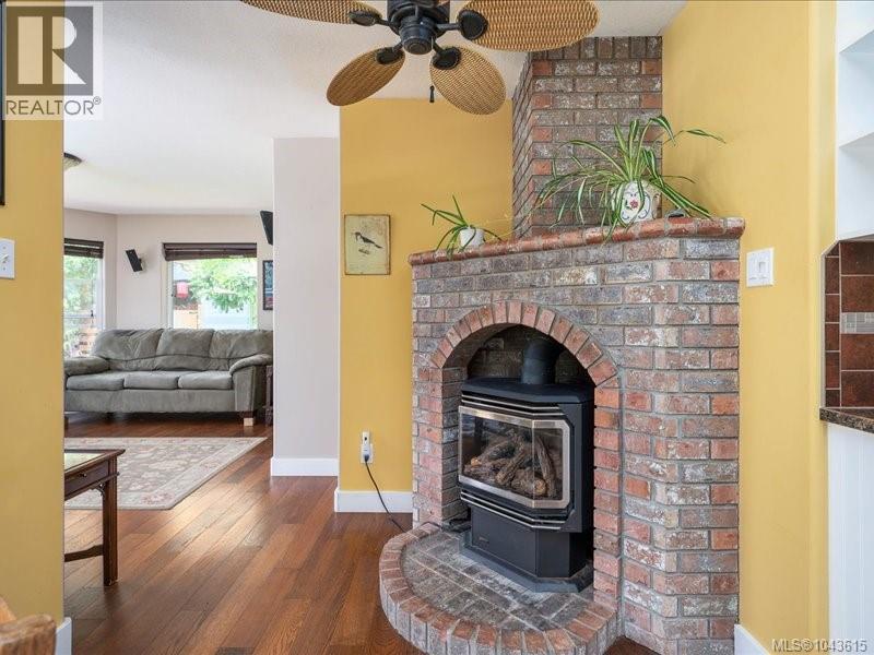 1881 Galvin Pl, Qualicum Beach