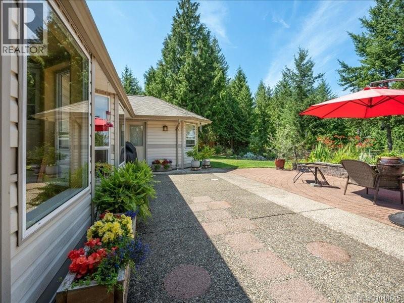 1881 Galvin Pl, Qualicum Beach