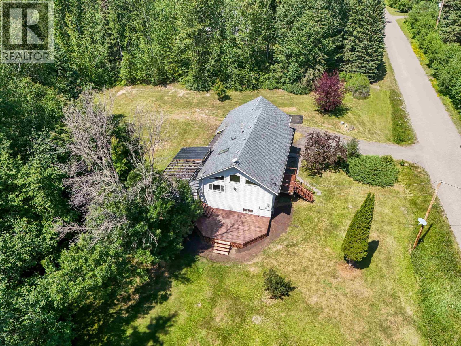 3482 KIRKHAM ROAD - 34