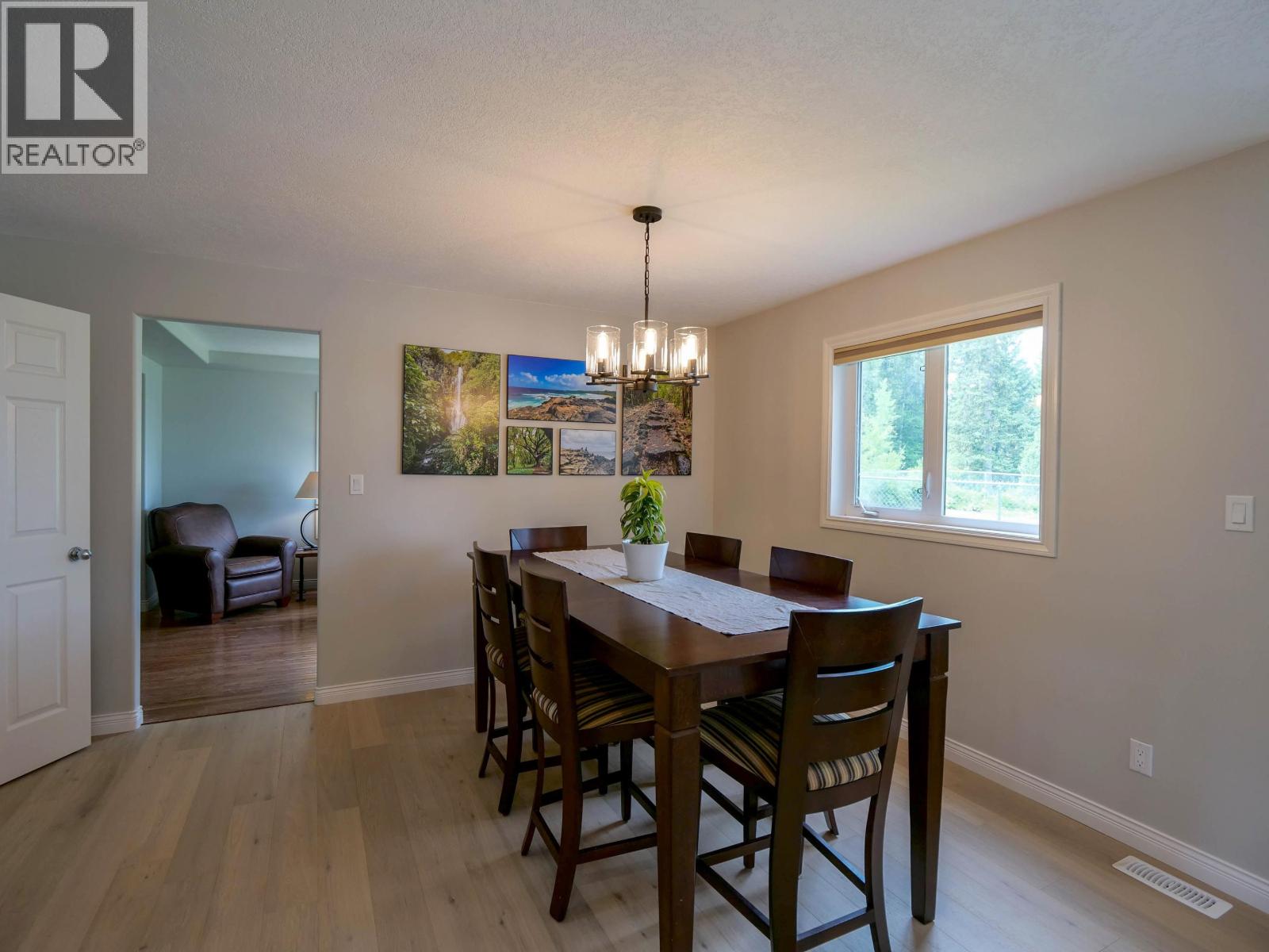 1551 VIEW DRIVE - 11