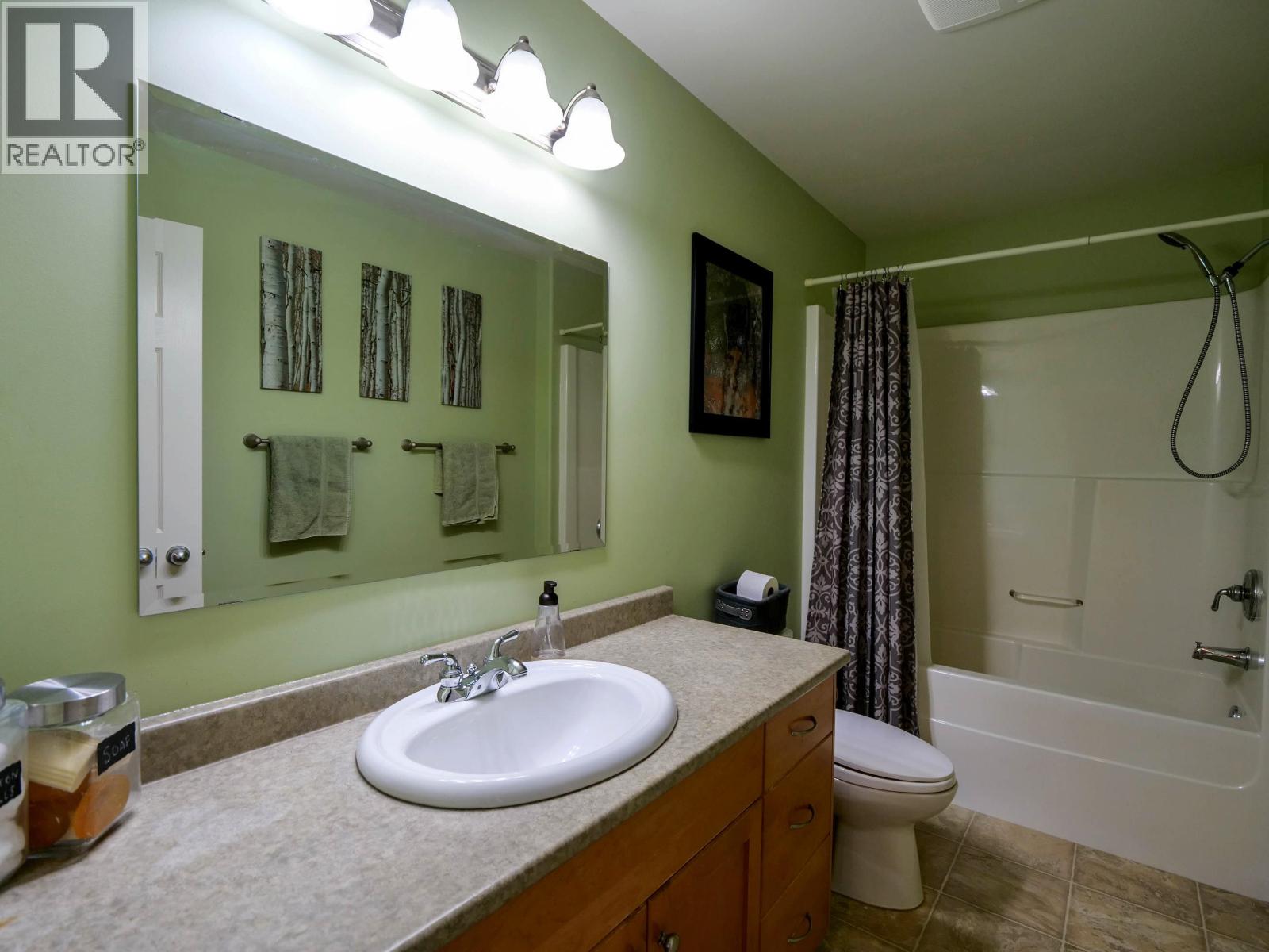 1551 VIEW DRIVE - 25