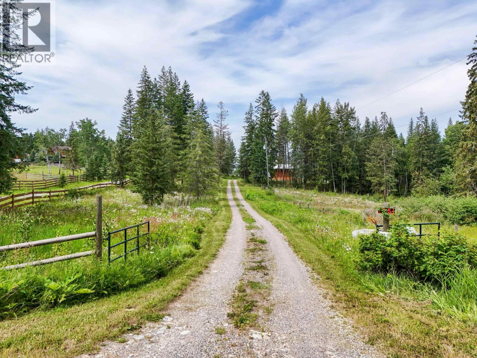 1551 VIEW DRIVE - 36