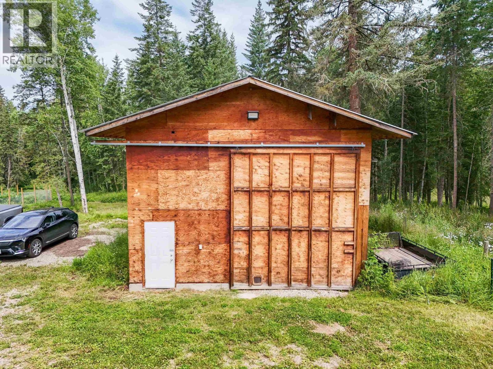 1551 VIEW DRIVE - 38