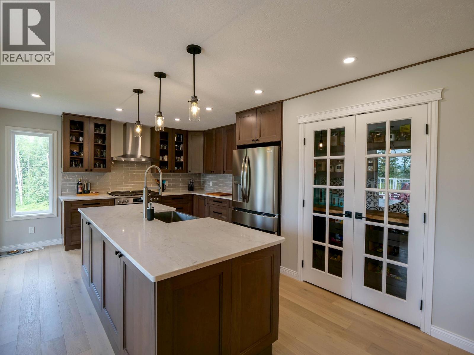1551 VIEW DRIVE - 5