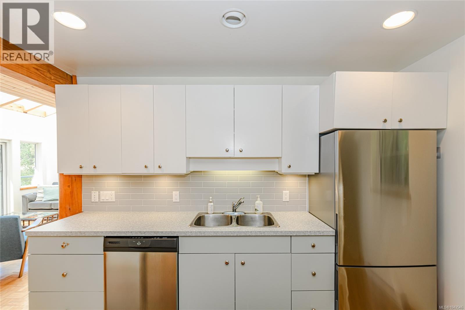 115 Grantville St - 8