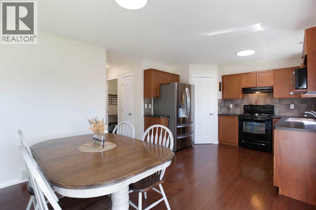 283 Evansdale Way NW - 13