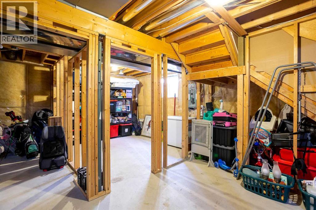 283 Evansdale Way NW - 25
