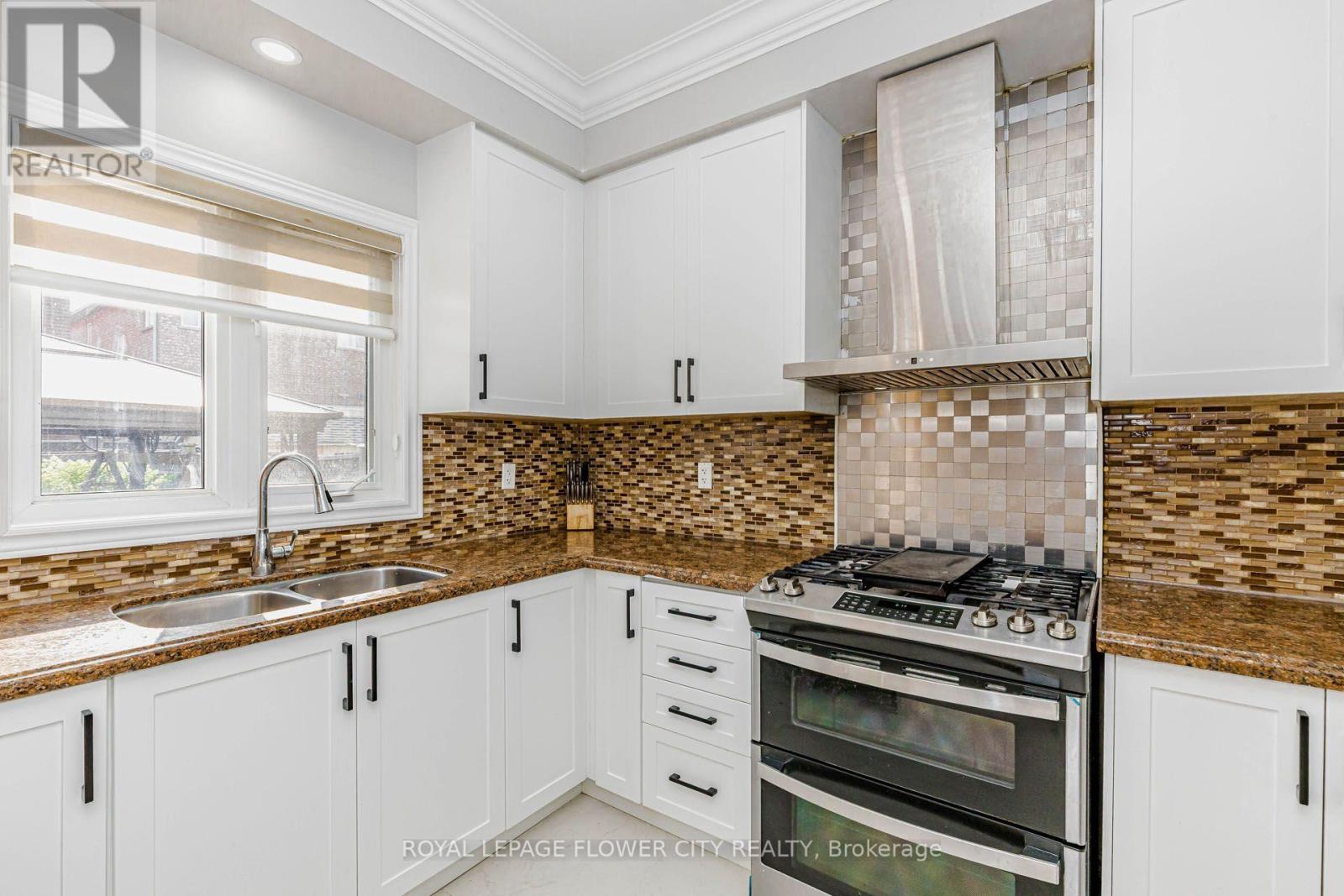 42 DELRAY DRIVE - 18